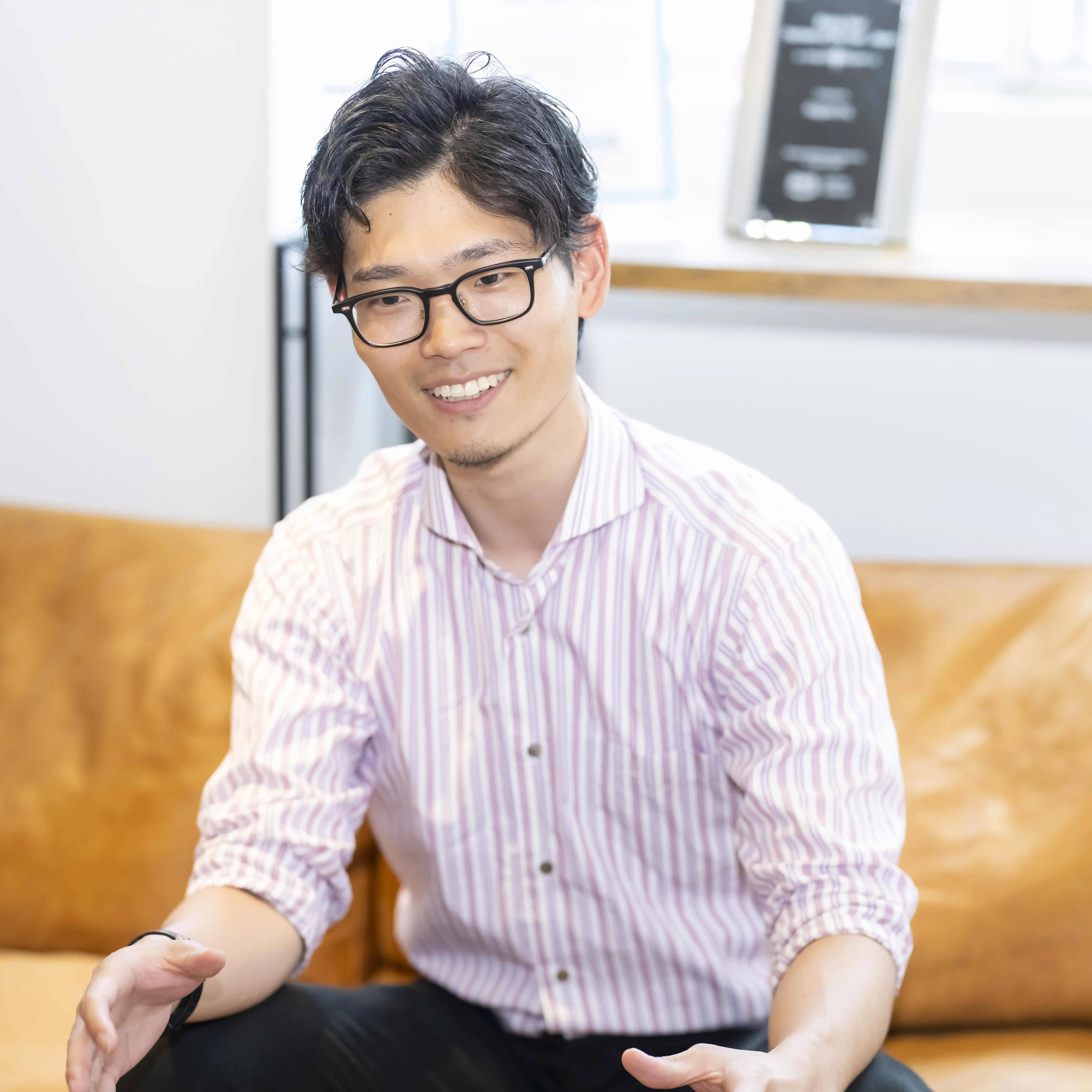 開発部部長　久保 翔太